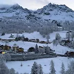 Valtournenche Walk To Gondola 公寓
