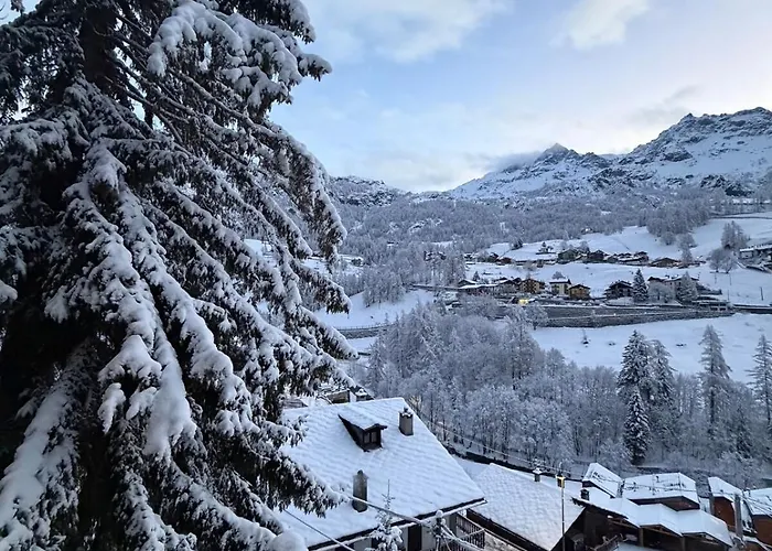 Valtournenche Walk To Gondola Appartamento *